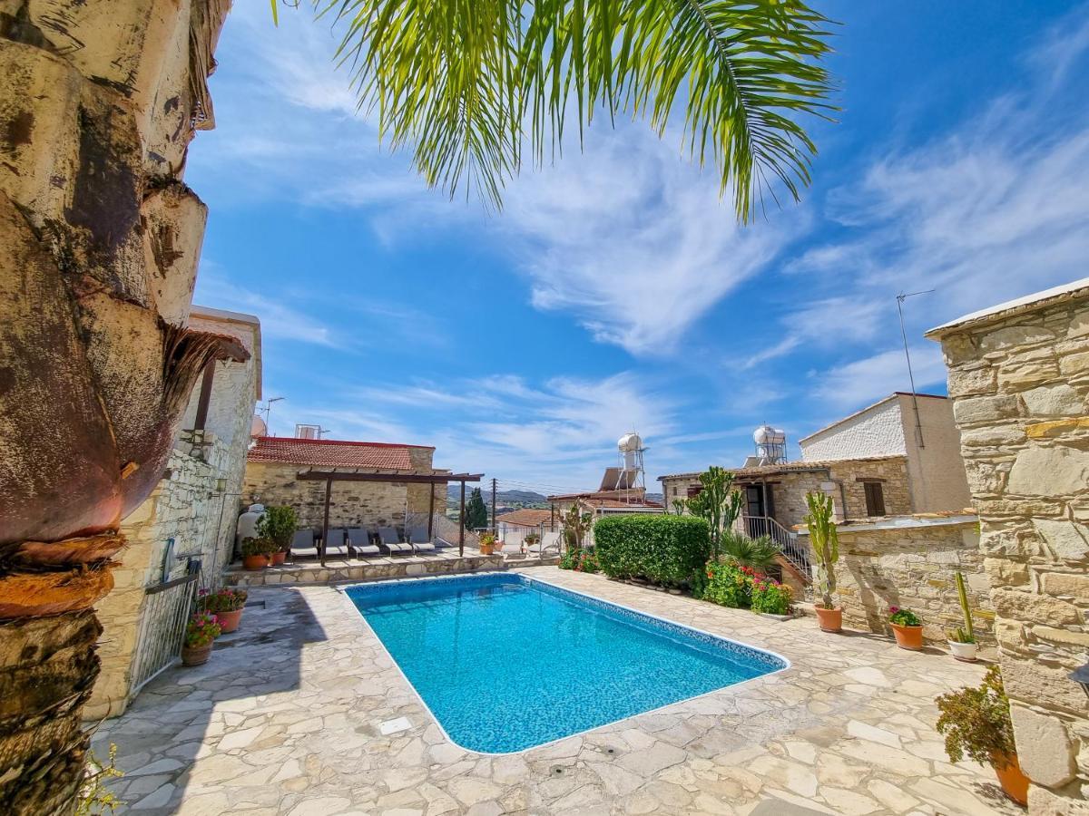 Athena'S Pool Oasis Lejlighed Skarinou Eksteriør billede